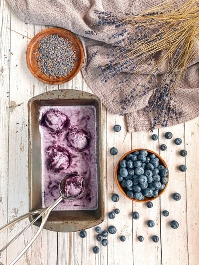 Yogourt glacé marbré aux bleuets et à la lavande - SETA Organic