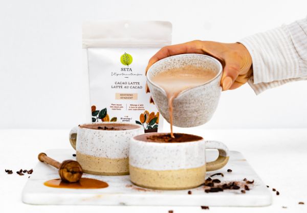 https://setaorganic.com/cdn/shop/files/Latte_au_Cacao_recette_Seta_Organic_1600x.jpg?v=1663004256